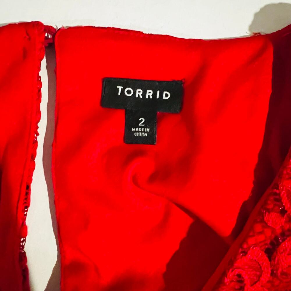 Torrid Lace V Neck Long Sleeve Dress Size 2X Red - Picture 5 of 8